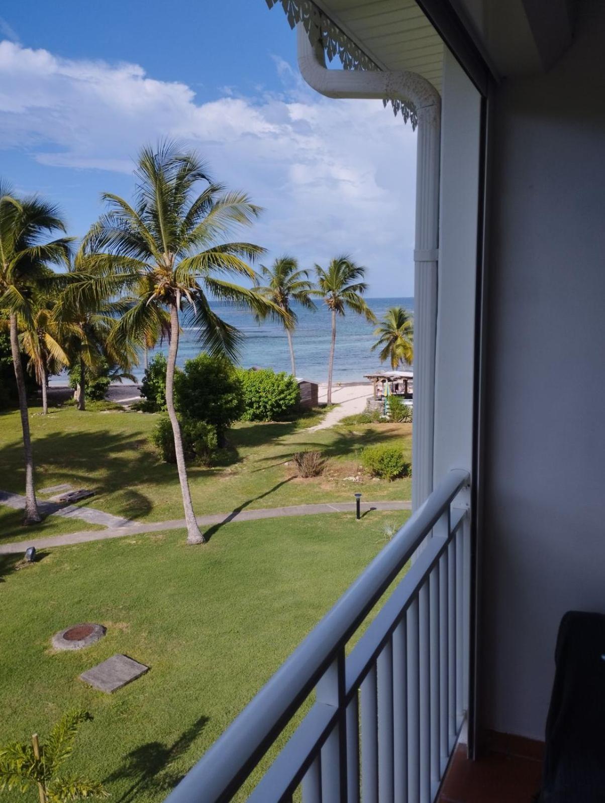 Appartement Cocotiers et pieds dans l'eau à Saint-Francois  Extérieur photo